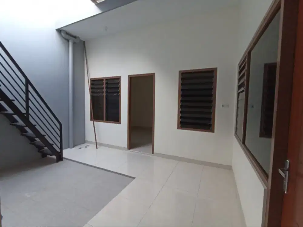RUMAH MANYAR TIRTOYOSO SELATAN Tandon atas dan bwh