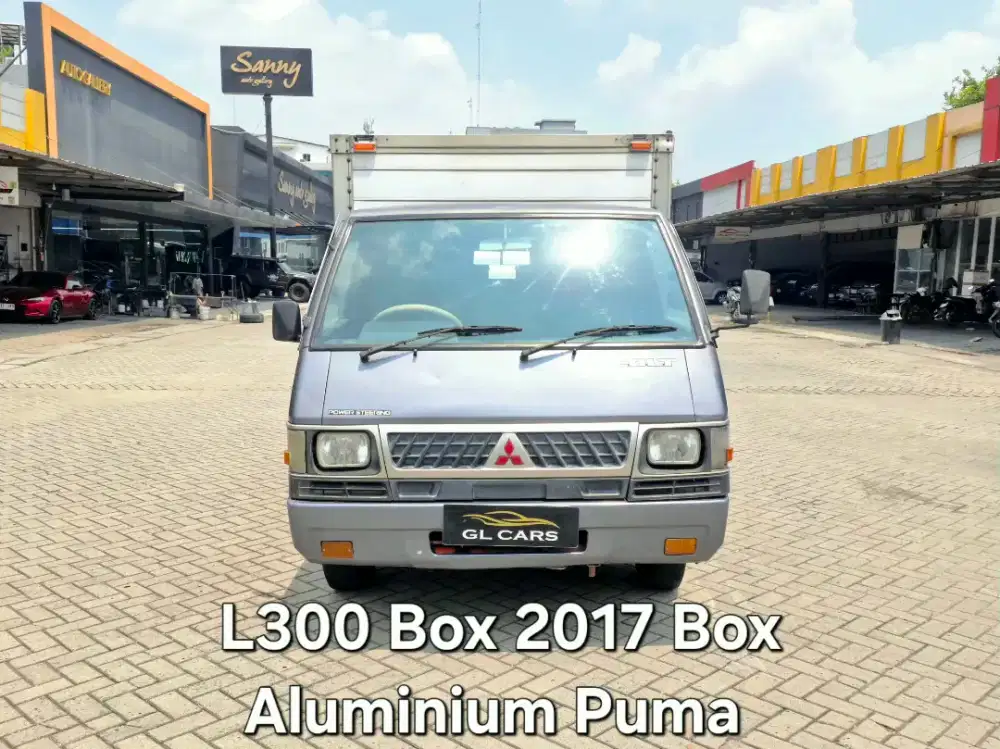 L300 Box Saluyu Cash Abu2 Mitsubishi Box Putih 2017 Terawat