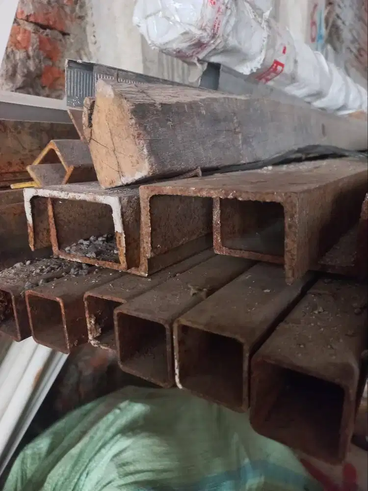 Besi UNP Panjang 6m Uk 5x10x0,5