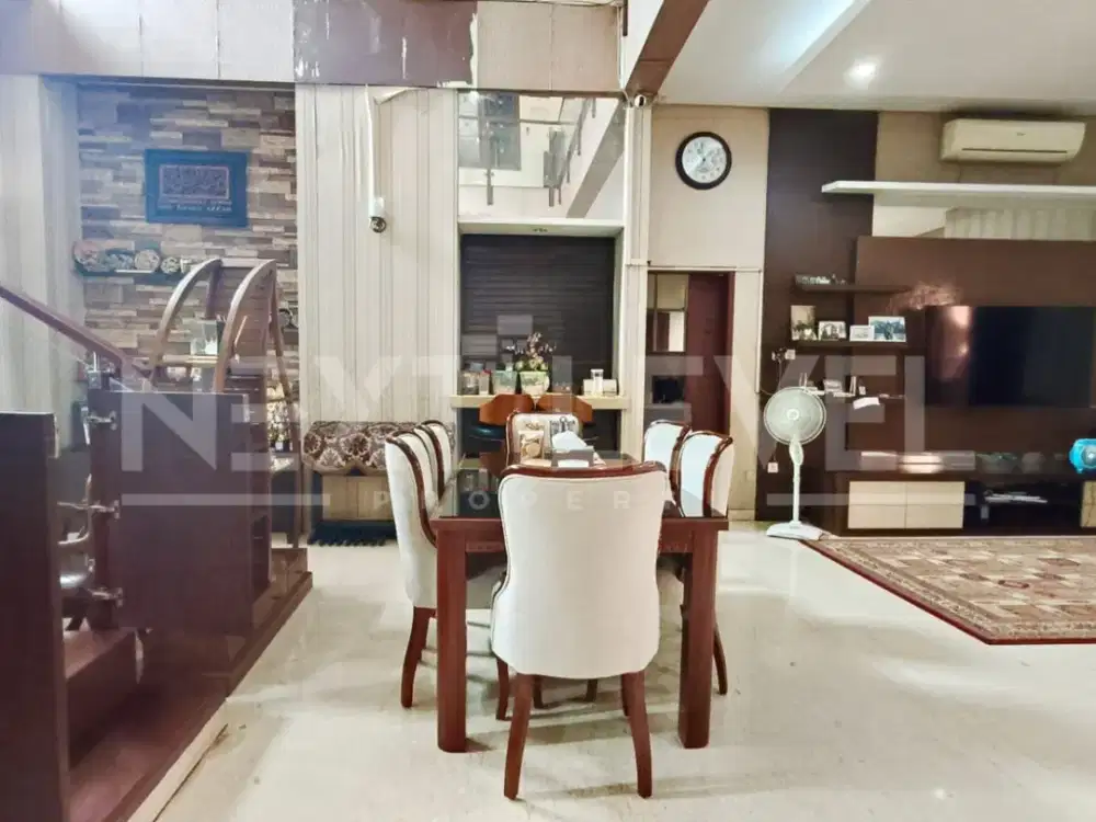 Dijual rumah di Pondok Bambu Jakarta Murah Bagus Dekat Tol