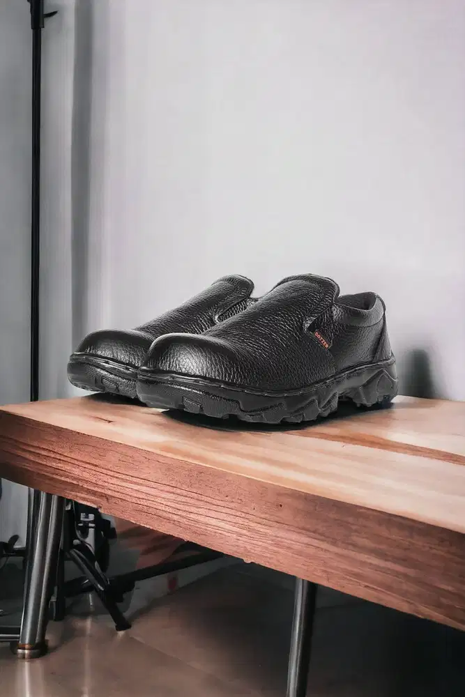 Smart Sepatu safety sol anti slip Rancaekek
