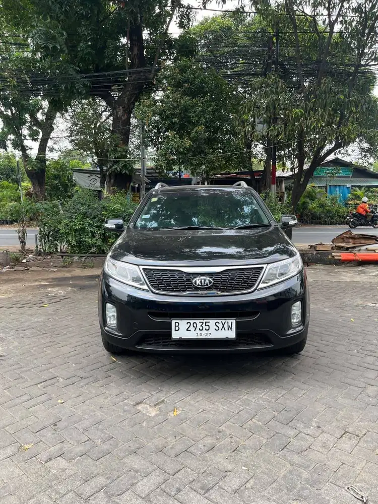 Kia Sorento Automatic bensin Tahun 2013