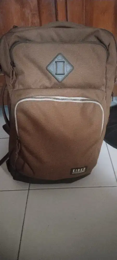 Juala cepat Tas Eiger 1989