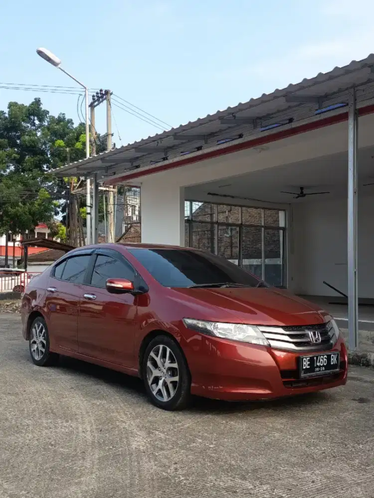 CITY RS MATIC 2011