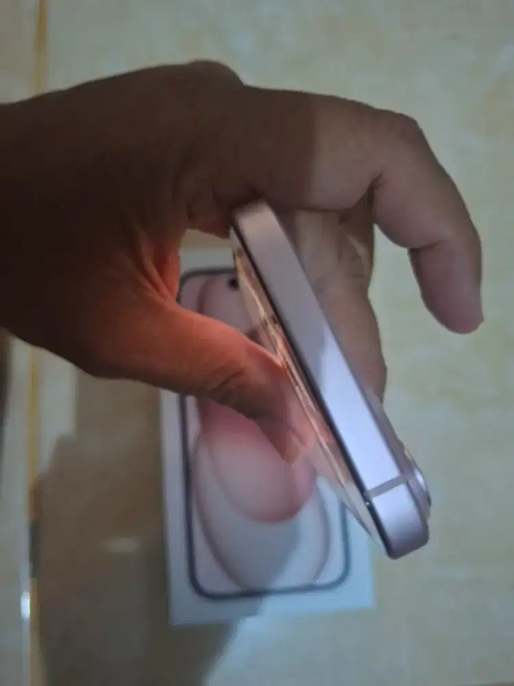 Dijual Iphone 15 128 Basic