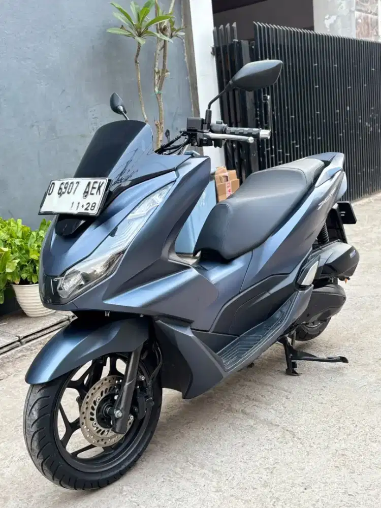 Honda PCX 160 CBS 2023 mulus