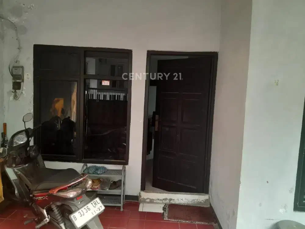 Rumah Lingkungan Tenang Dan Strategis Di Rawamangun S9931