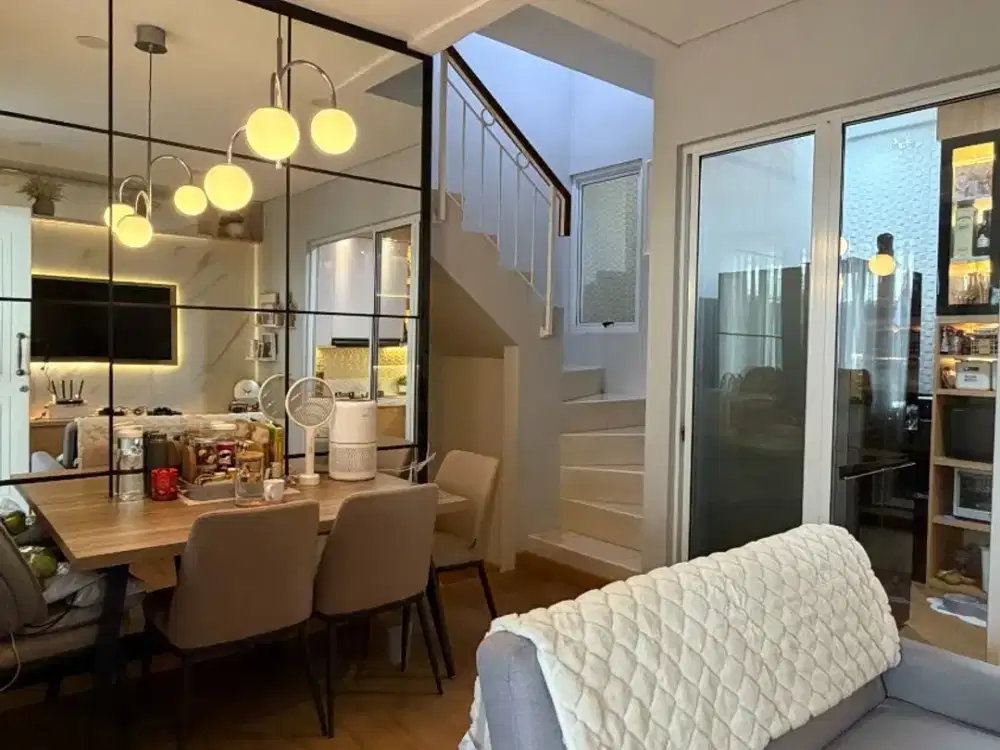 Dijual Rumah 2 Lantai Furnished Siap Huni di Vanya Park BSD