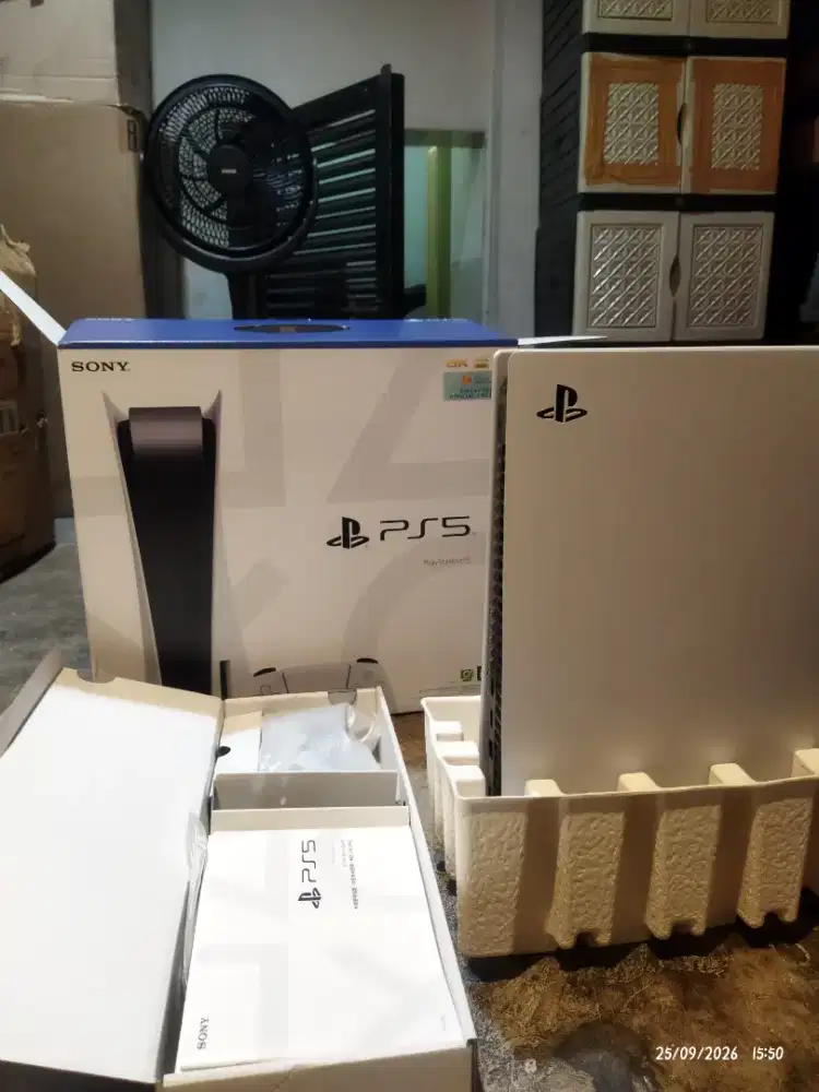 PS5 Slim Disc Edition