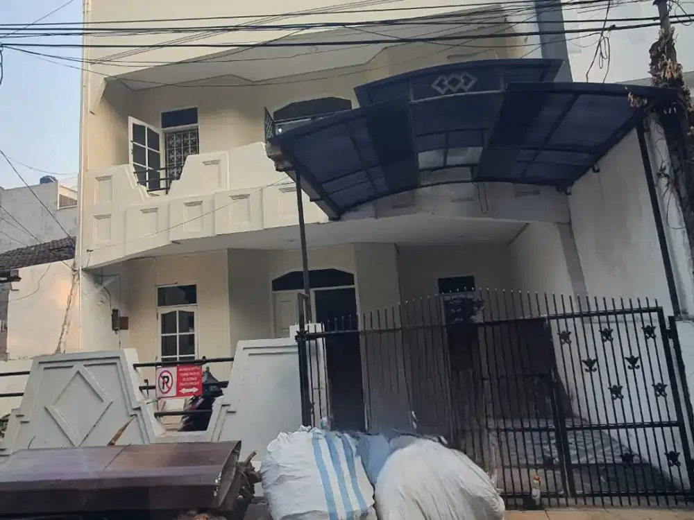 Disewa Rumah Kelapa Lilin Jakarta Utara