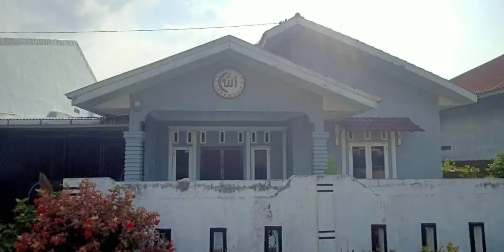 DIJUAL CEPAT RUMAH TINGGAL 1 LANTAI 3 KAMAR TIDUR