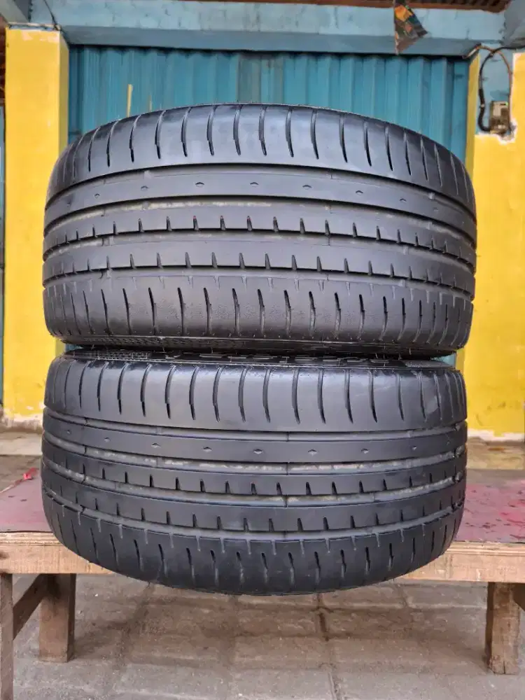 Ban 245/35 R19 accelera