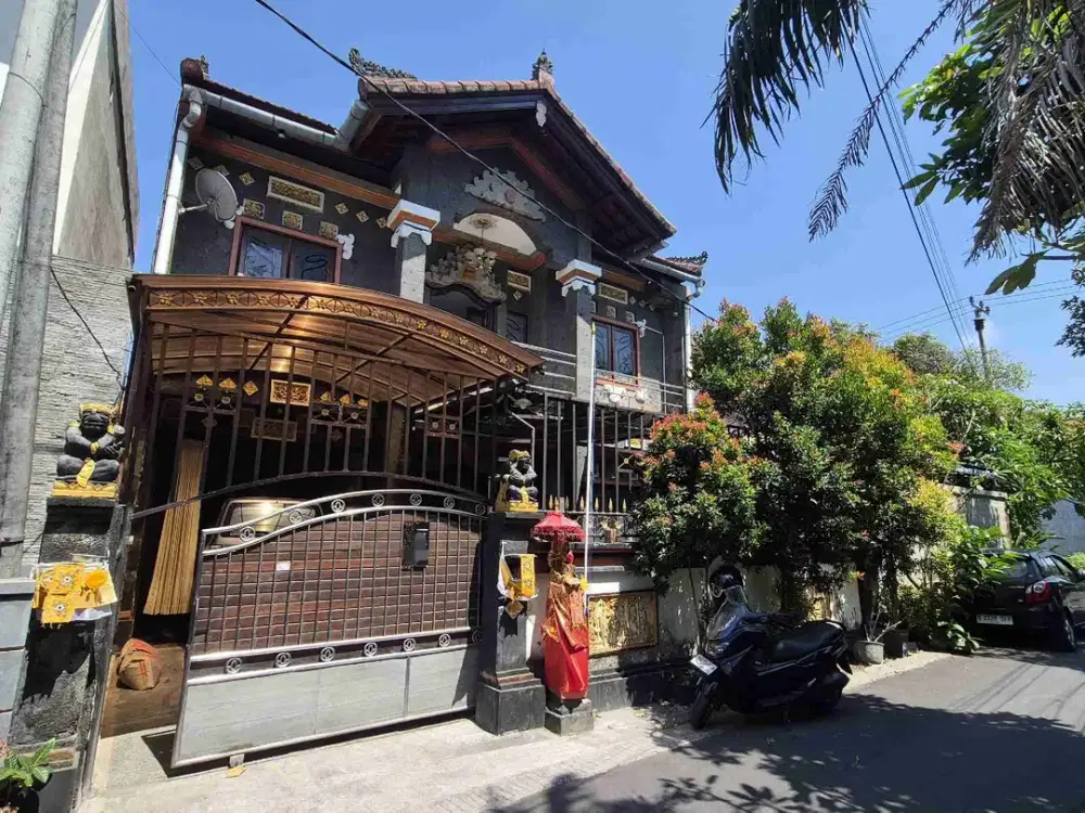 Di jual rumah jalan Moh Nyamin , Renon, Denpasar, Bali