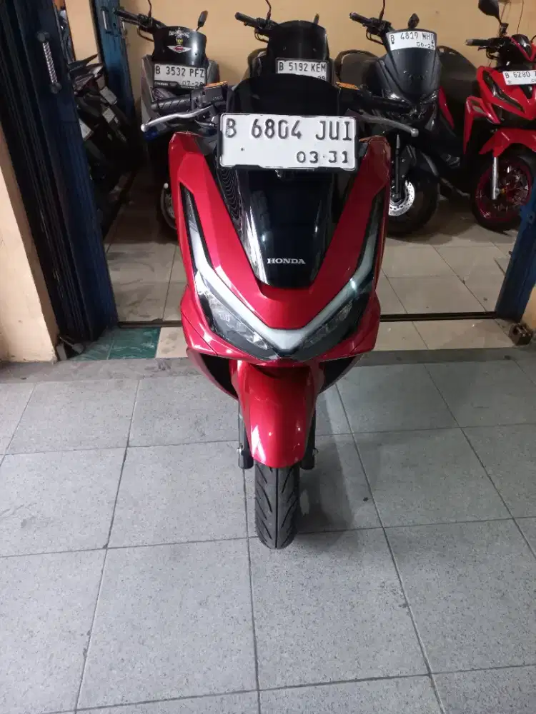 Honda pcx CBS  tahun 2026