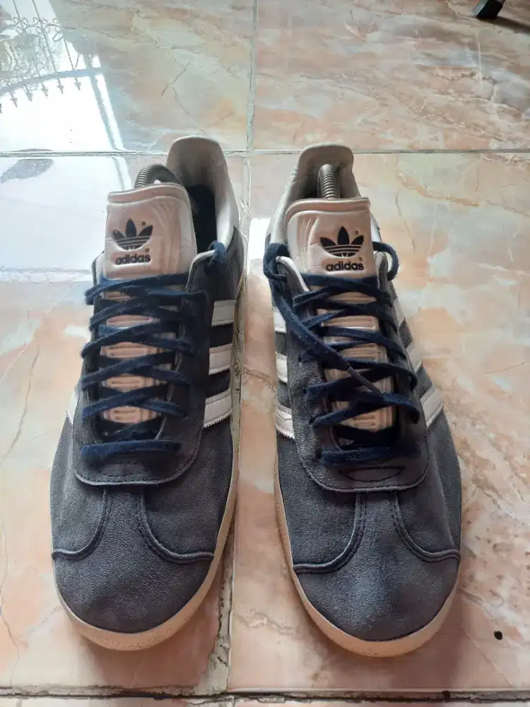 Adidas Gazelle Biru original