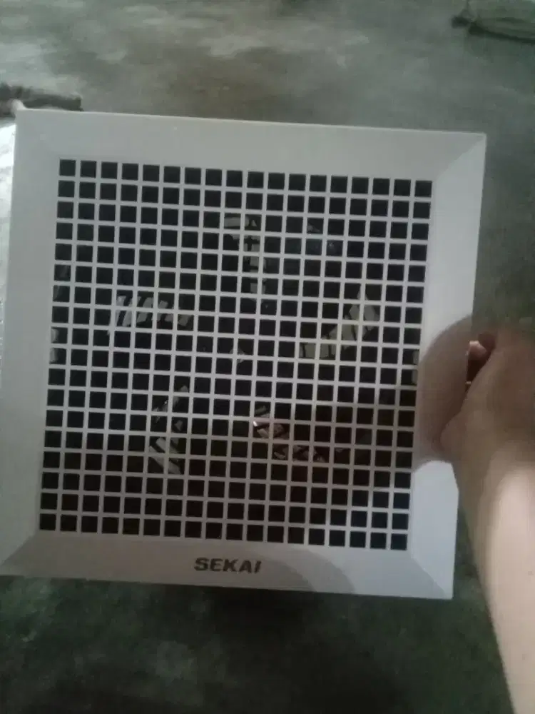 Exhaustfan sekai bekas