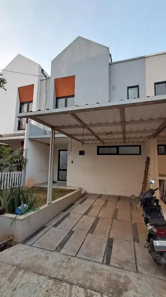 Disewakan Rumah Tinggal (Cluster)