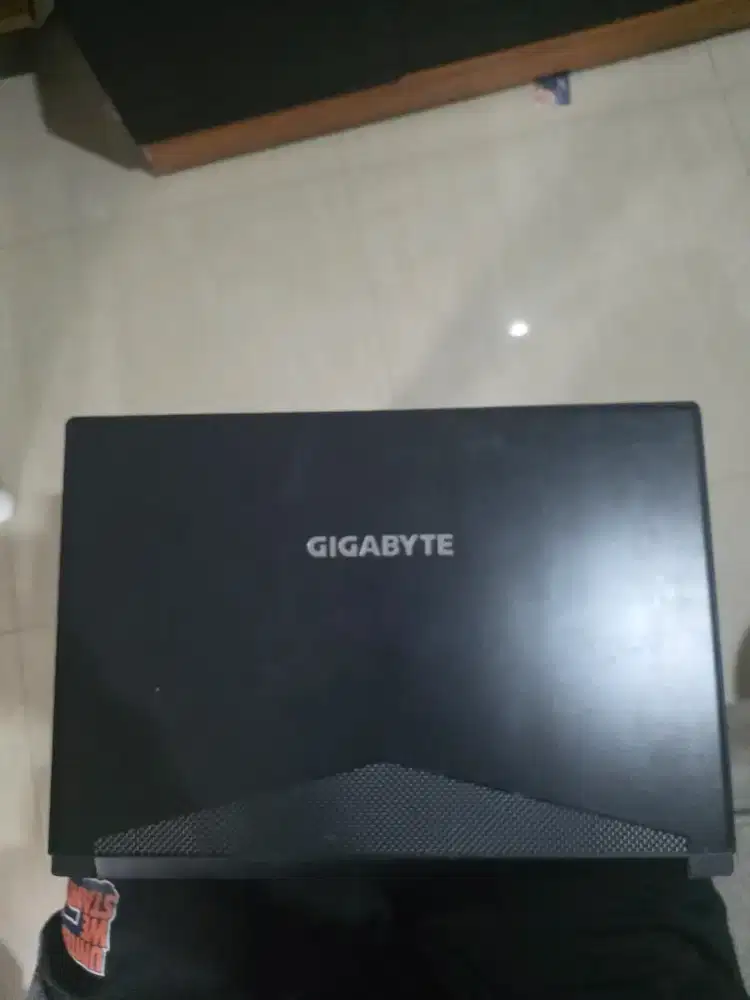 GIGABYTE AERO 15 Classic-YA