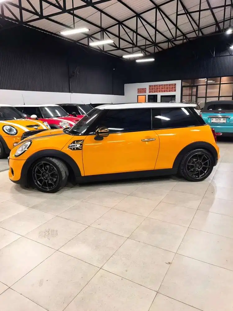 MINI Cooper 3 Door S F56 2015 | 2.000cc | KM 77rb