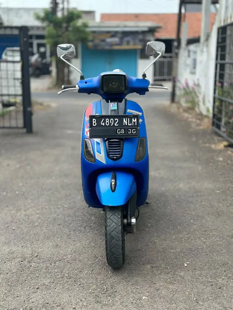 VESPA S 150 3V 2015 BIRU - TERMURAH