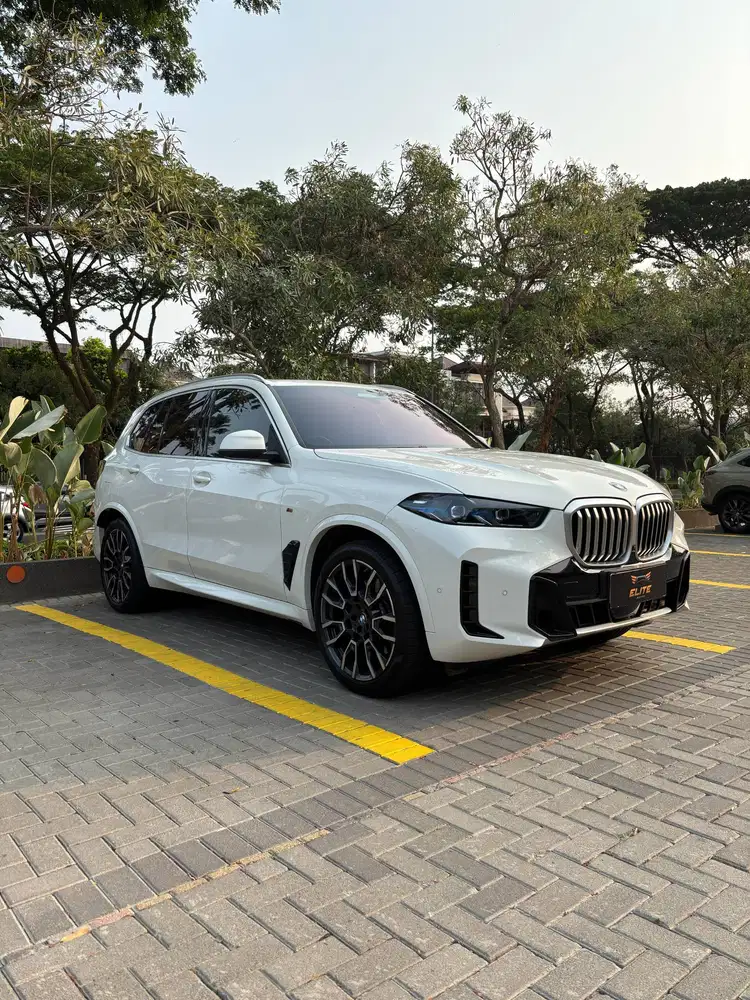 BMW X5 xDrive40i M Sport LCi 2025