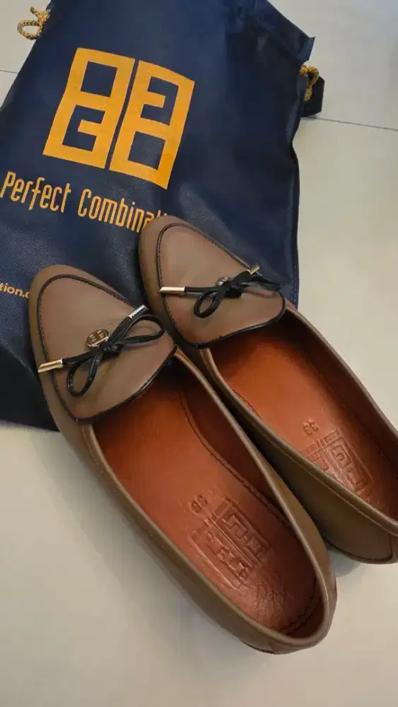 Sepatu formal perfect combination