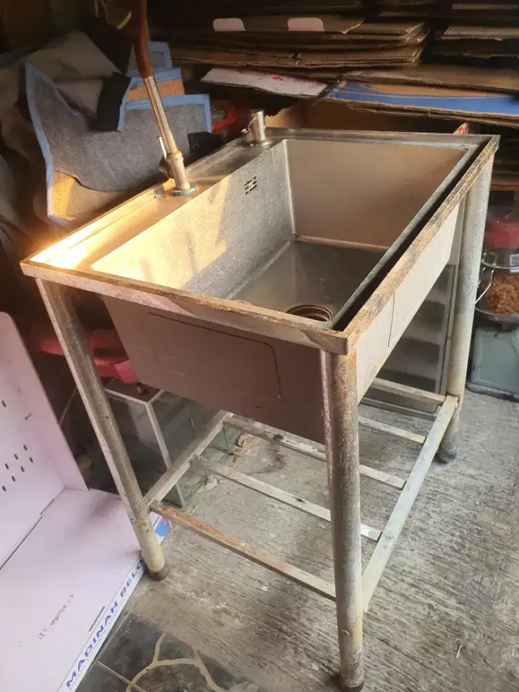Wastafel stainless