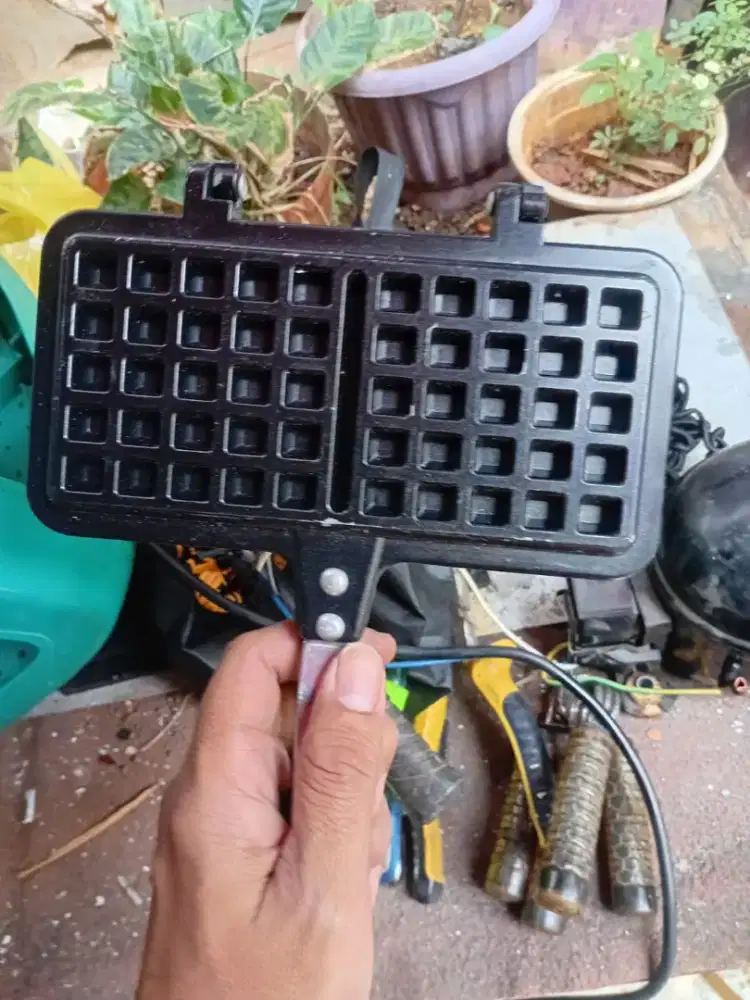 Cetakan buat bikin waffle