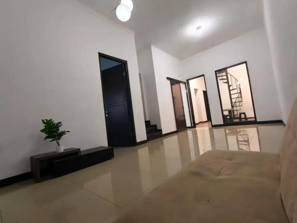 RUMAH IDAMAN 2 LANTAI MINIMALIS MODERN SEMI FURNISHED SIAP HUNI DI MEKAR WANGI BANDUNG