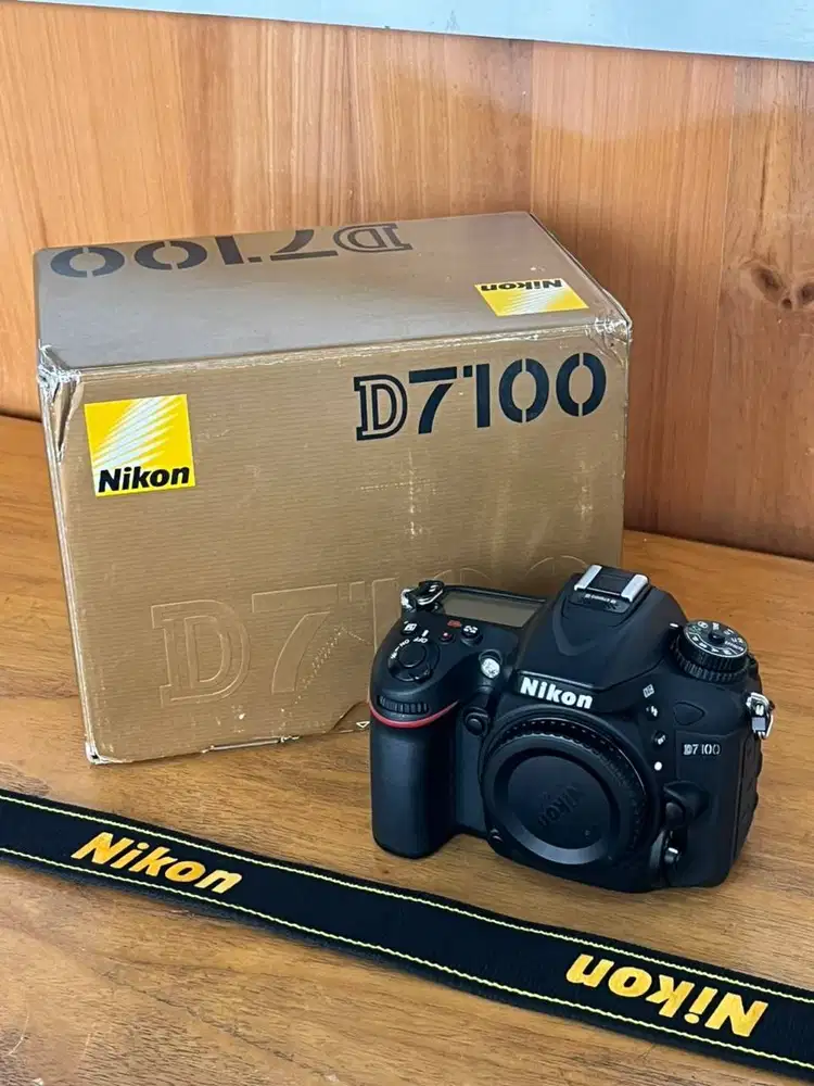 Nikon D7100 Body Only