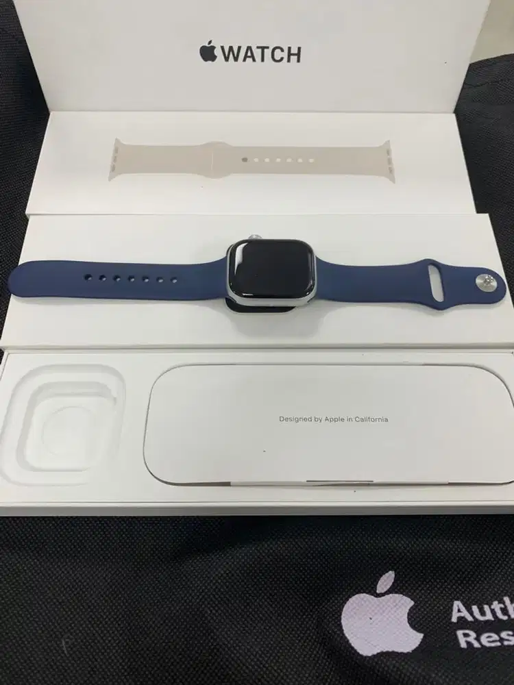 IWatch series 10 64gb 100%