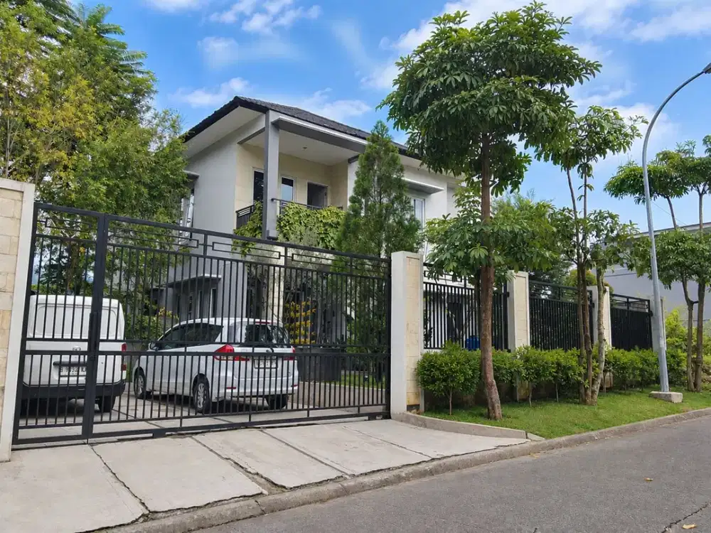 Dijual Rumah Mewah 2Lt Siaphuni di Santorini Sentul City Ssr1203
