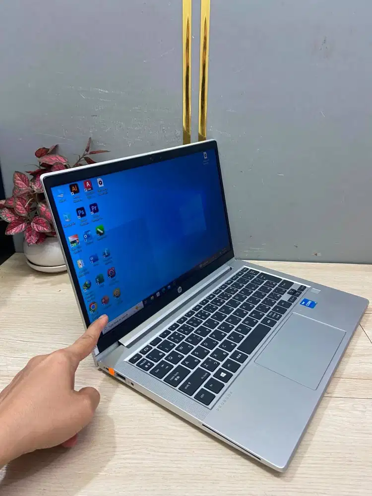 HP PROBOOK 630 G8 TOUCH CORE I5 GEN11 SSD 256GB LAYAR 13 INCH *ET