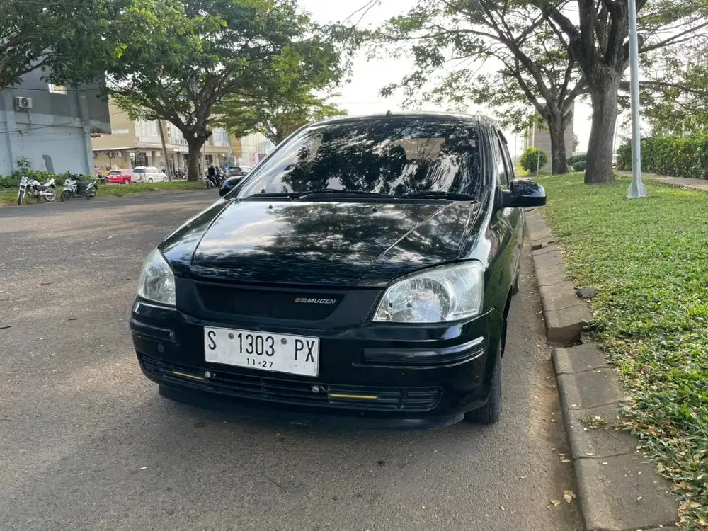 HYUNDAI GETZ 2005 – HITAM