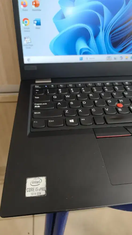 LENOVO THINKPAD I5 Gen 10 Ram 16/256 GB