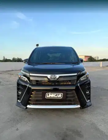 Toyota Voxy 2.0 AT NIK 2019/2020 PROMO DP CEPEEERRR