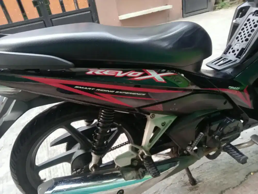 Motor REVO X 2019 Jual rugi