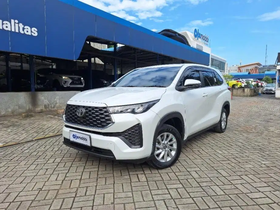 Pajak Panjang - Toyota Kijang Innova 2.0 Zenix G CVT Bensin-AT 2023
