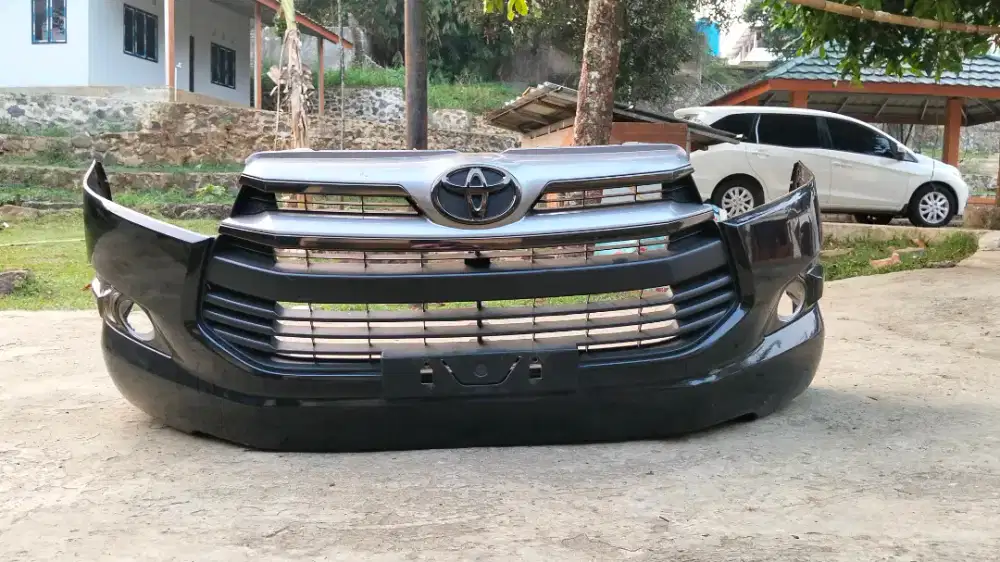 Bemper depan innova reborn tipe G tahun 2019