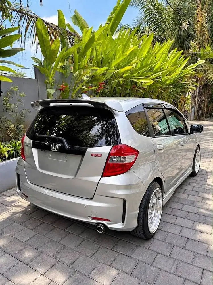 HONDA JAZZ RS 2012 A/T