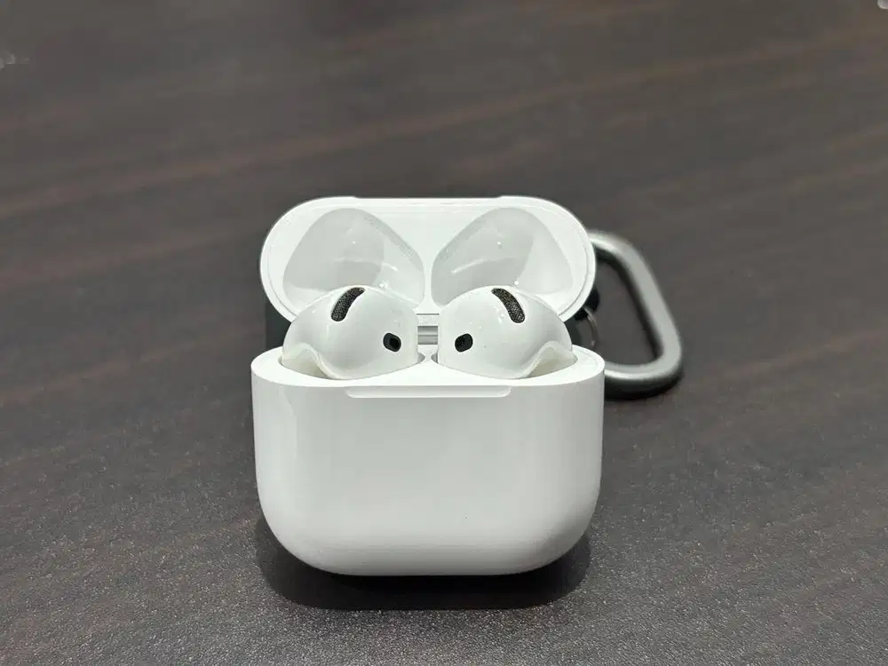 Airpods 3rd Generation free AirPods case