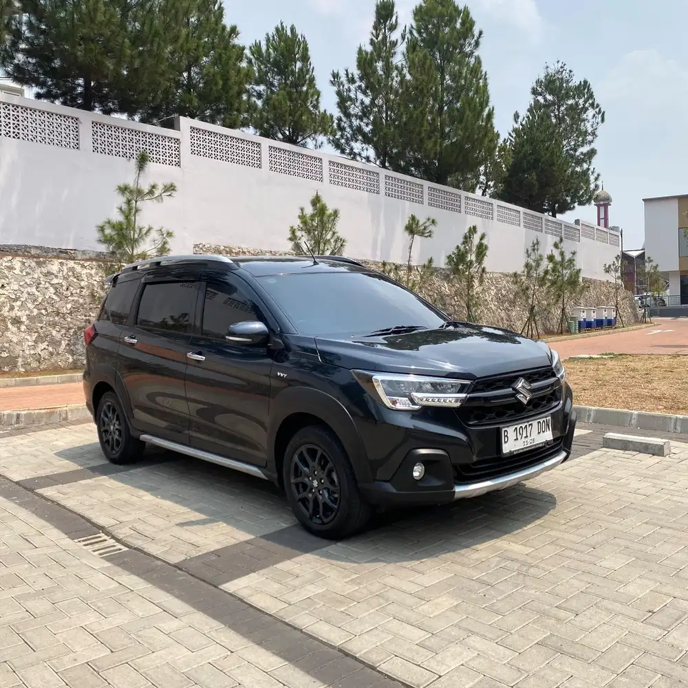 Promo xl7 Hybrid alpha 2023 km low MURah