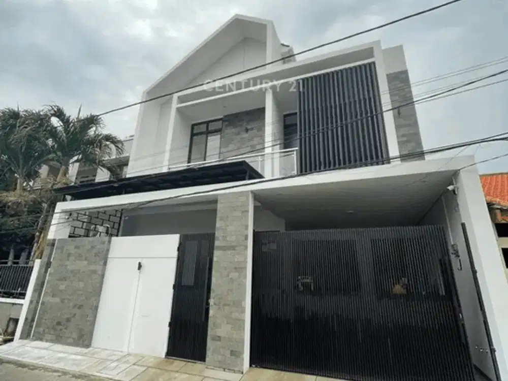 Rumah Semi Furnished Lokasi Strategis Di Johar Baru S9414