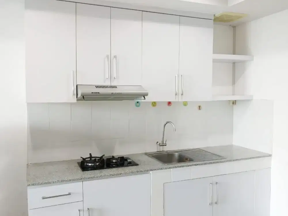 Disewakan Cepat Apartemen Springhill Terrace Tower Oakwood Type 2 Kamar Furnish