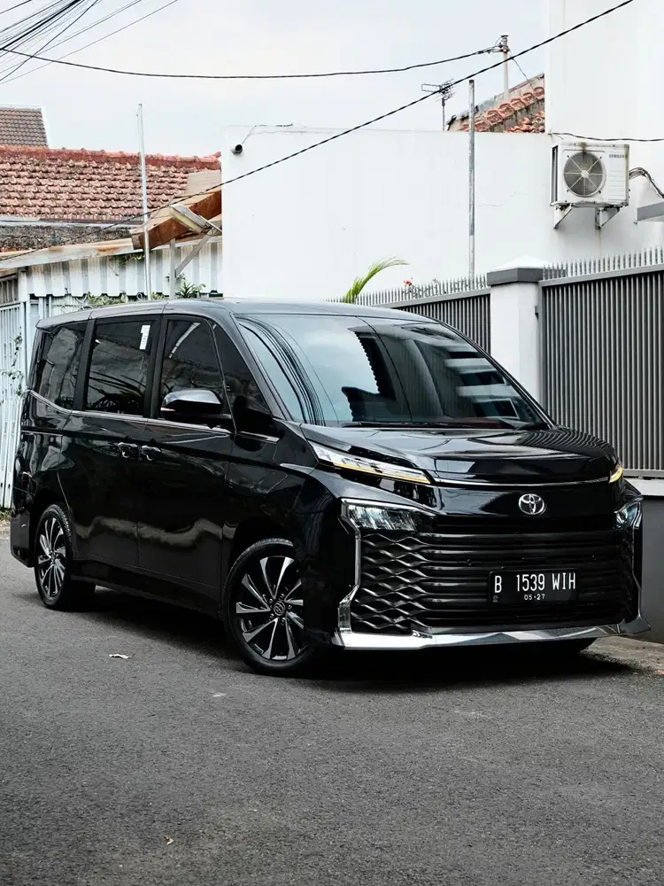 Toyota All New Voxy 2.0 TSS 2022
