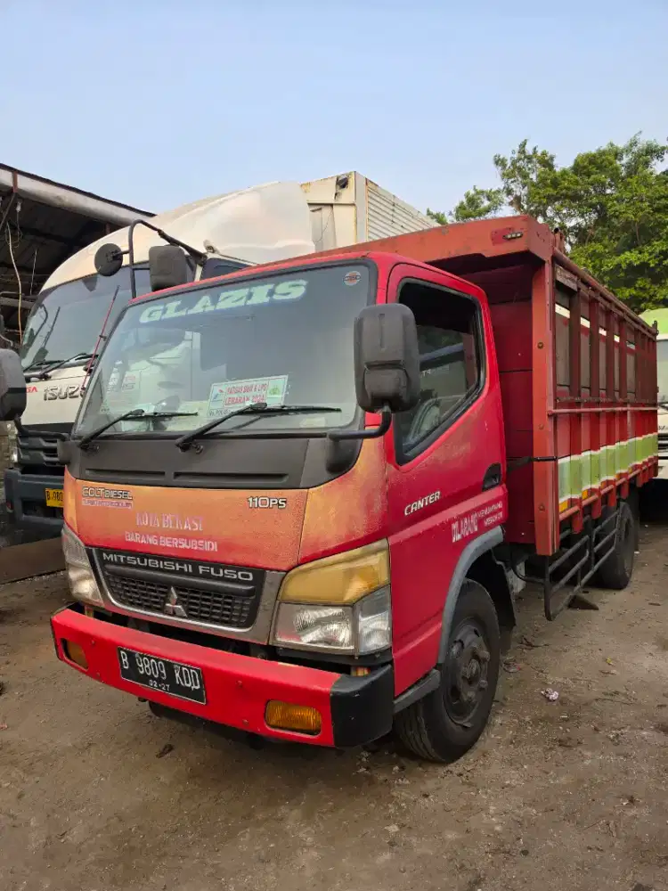 Mitsubishi colt diesel ps 110 dobel 6 roda tahun 2016 merah