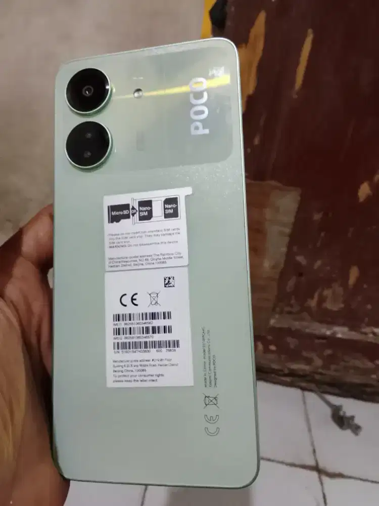 Poco c65 ram 6/64:hp dus no minus