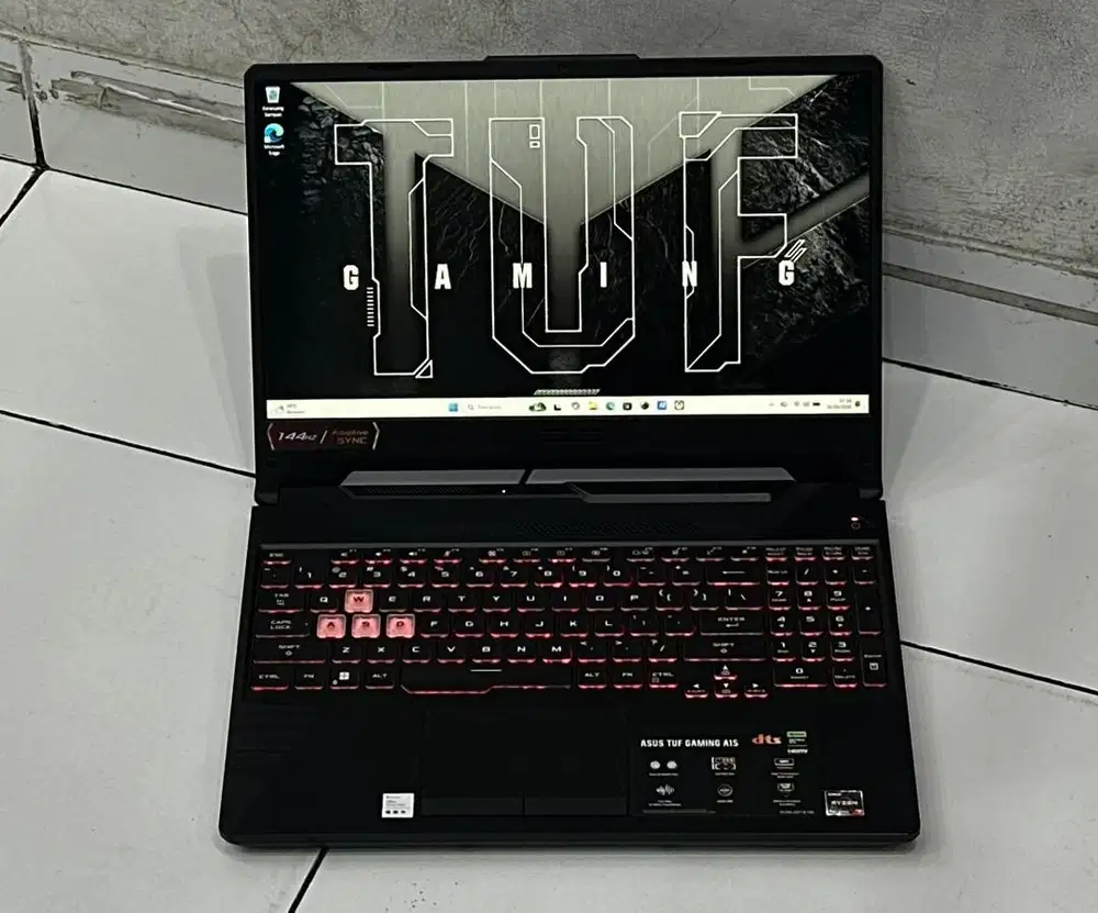 Jual cepat tuf gaming bergarnsi like new