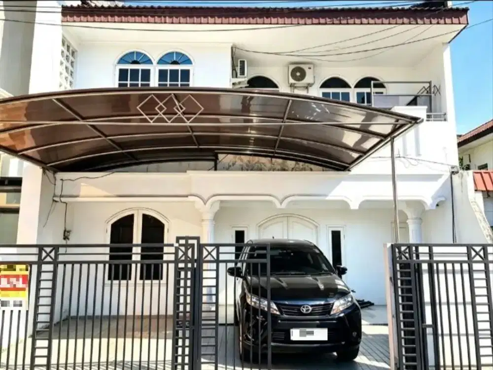 Di Jual Rumah 2 Lantai Lokasi Strategis di Kelapa Gading, Jakarta Utara