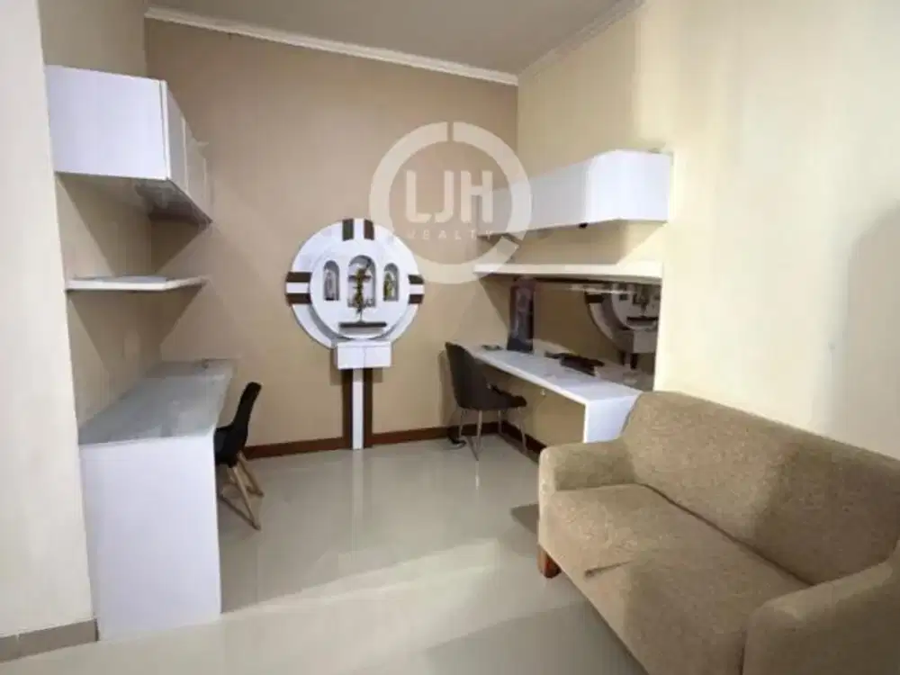 Rumah di Cluster Lavesh Harapan Indah Bekasi Jawa Barat 3LT Full Furnished